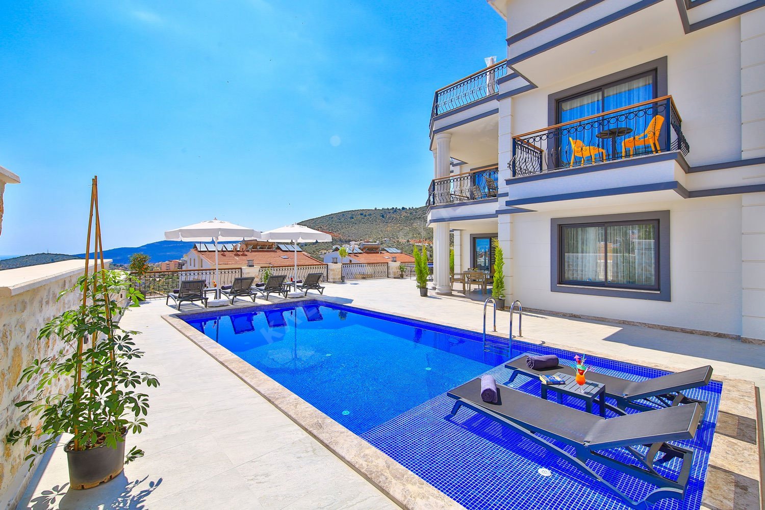 kv361 kalkan villas to rent