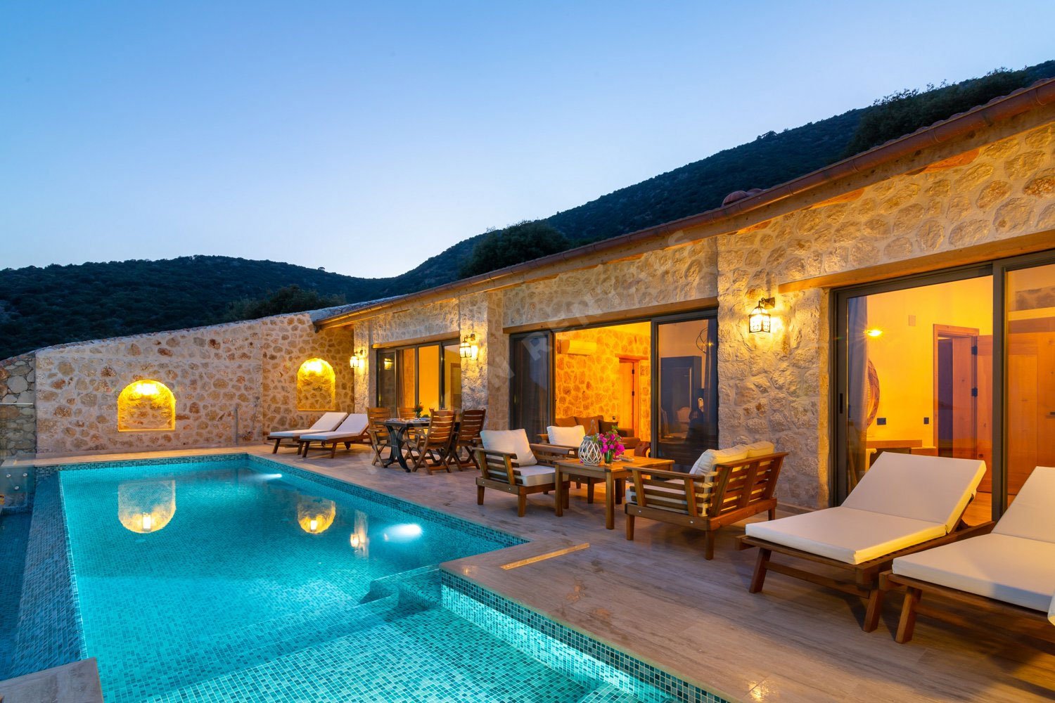 kv437 kalkan villas to rent