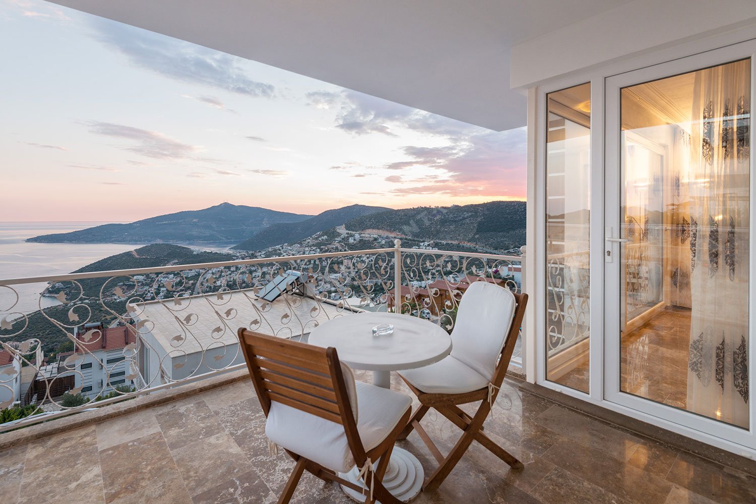 kv324 villas in kalkan town