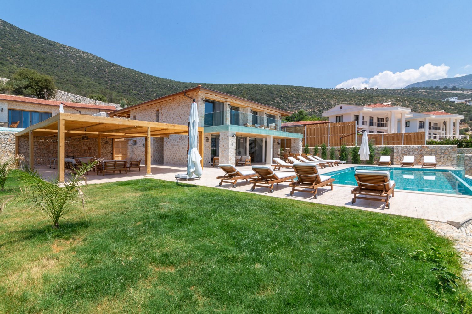 kv435 central kalkan villas