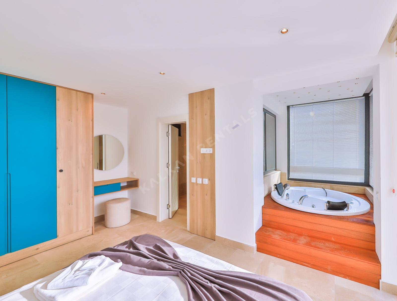 kv425 large turkey villas to rent